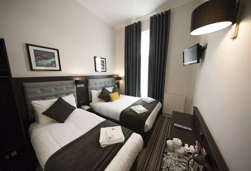 Standard Kolmen Hengen Huone, St George S Inn Victoria