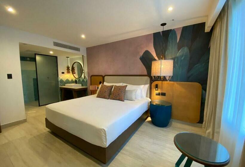 家庭间, Tropical Deluxe Princess - All Inclusive