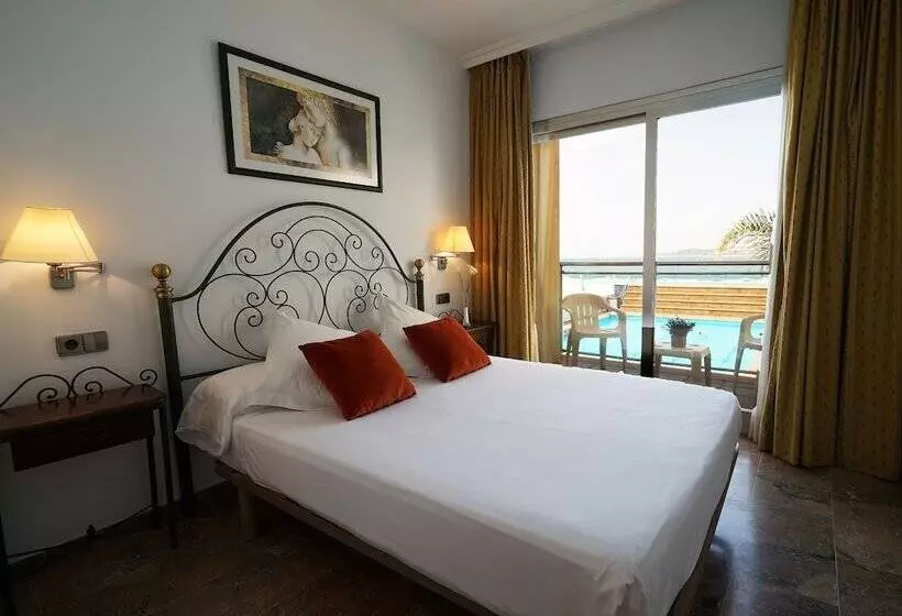 آپارتمان 1 خوابه با چشم‌انداز, Port Sitges