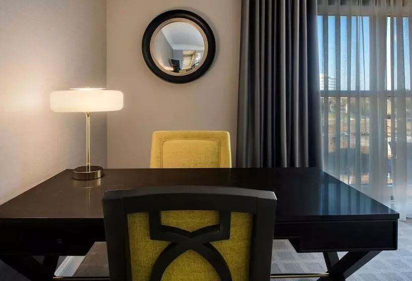 اتاق استاندارد با 2 تخت دوبل, The Ballantyne, A Luxury Collection Hotel, Charlotte