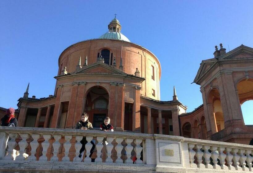 اتاق اکونومی, B&b La Castagnina