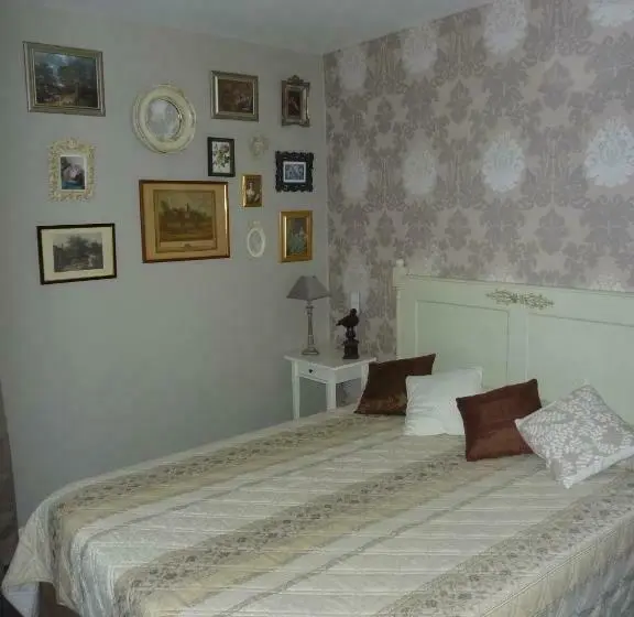 スタンダードルーム, B&b Manoir De La Fabrègues