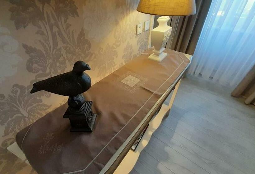 スタンダードルーム, B&b Manoir De La Fabrègues