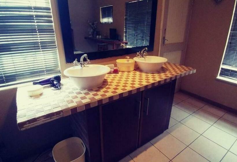 Chambre Standard, A & R Guesthouse