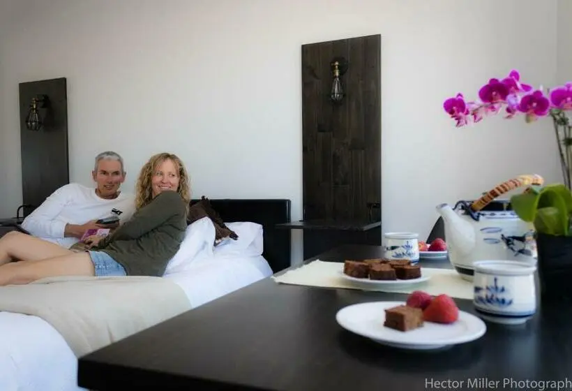 デラックスルーム, Aligning Health Retreat & Day Spa
