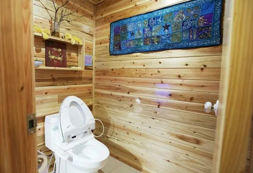 اتاق استاندارد با سرویس بهداشتی مشترک, The Great Wall Box House   Beijing