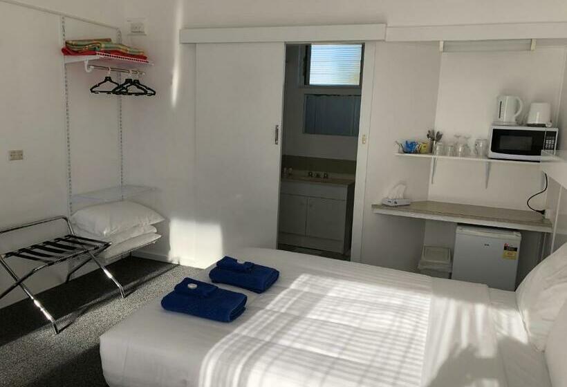 חדר סטנדרט, Ship Inn Motel