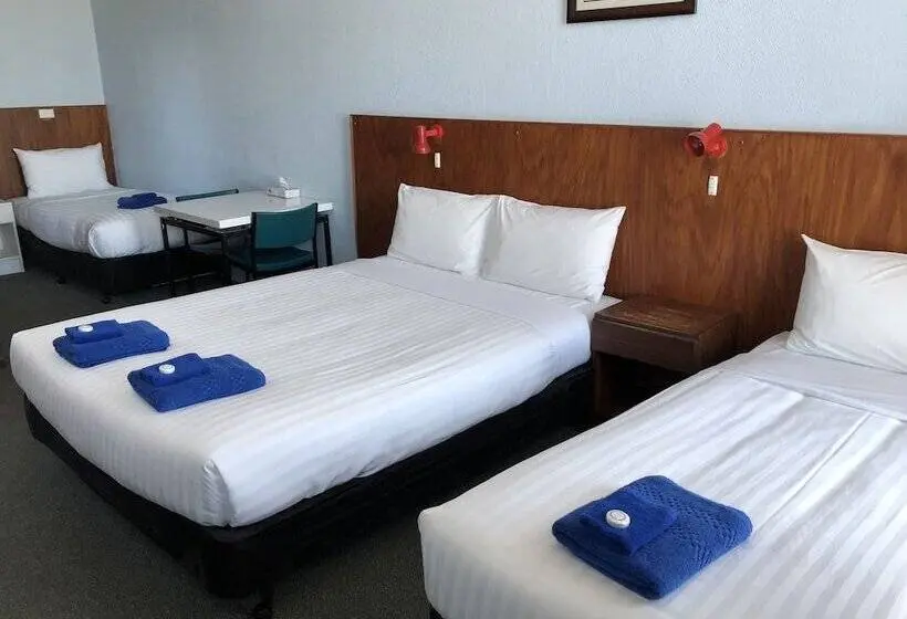 ファミリールーム, Ship Inn Motel