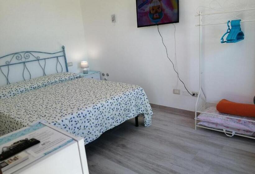 Standard Værelse Pooludsigt, Istentales Alghero