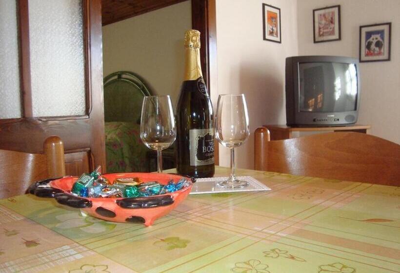 Standard Værelse m. Terrasse, Istentales Alghero