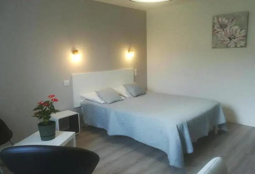 スタンダードルーム, Le Relais De Ceilhes