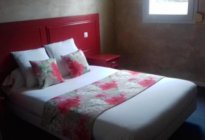 חדר סטנדרט, Restaurant Le Saint Pierre Grand Périgueux