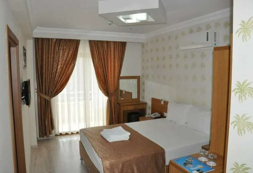 バルコニー付きスタンダードルーム, İskele Otel