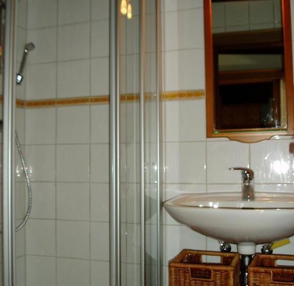 2-Bedroom Classic Apartment, Leebhof