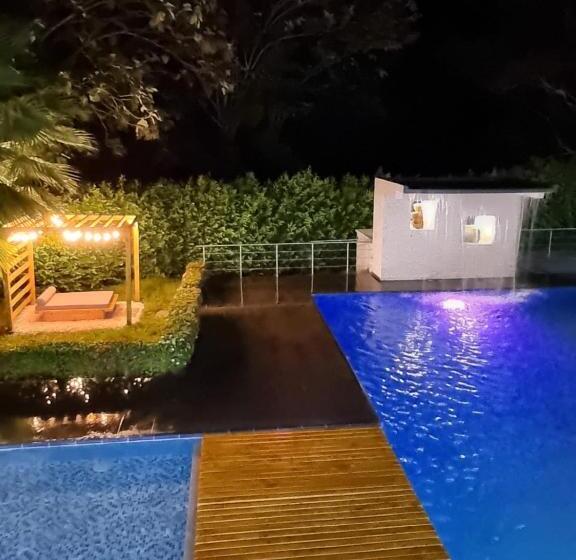 Номер Стандарт, Puerto Triunfo