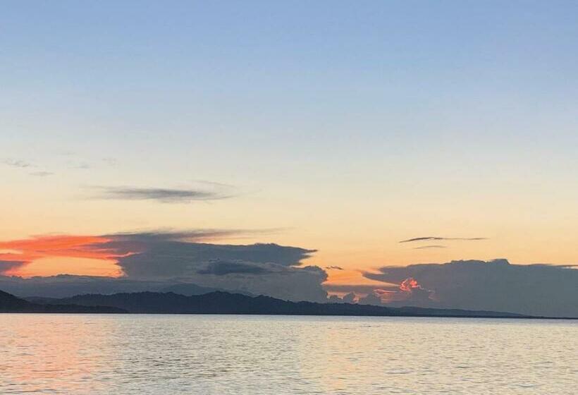 Апартаменты 2 Спальни, Arococles