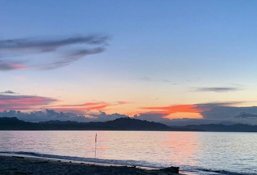 Апартаменты 2 Спальни, Arococles