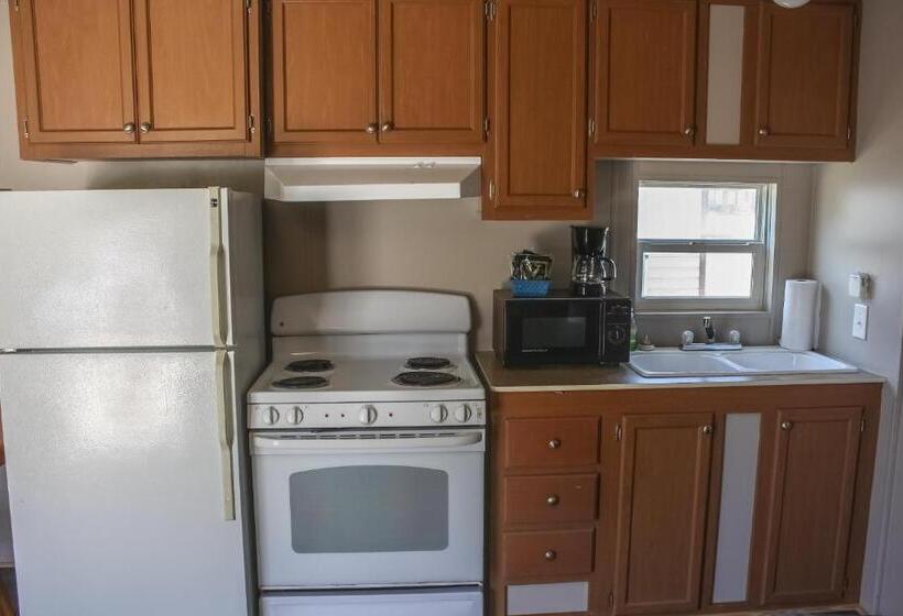 Люкс 2 Спальни, Rayburn Inn