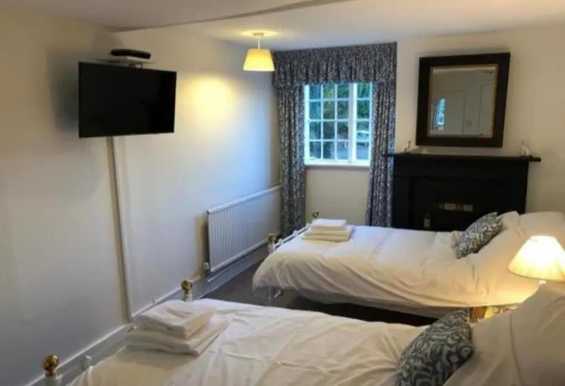 バス共有のスタンダードルーム, The Dorset Arms Pub & Cottage Rooms