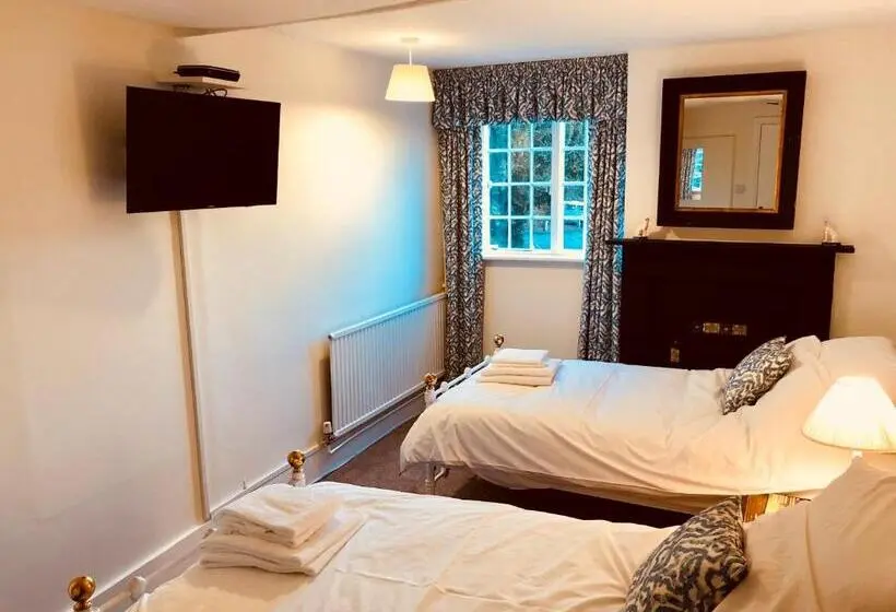 バス共有のスタンダードルーム, The Dorset Arms Pub & Cottage Rooms