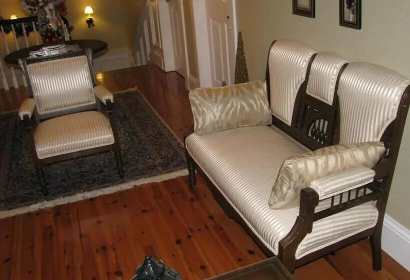 スイート(家族用), Clyde Hall Bed And Breakfast