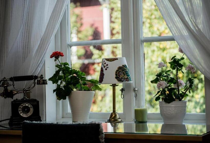 Семейный Номер, Enångers Bed And Breakfast
