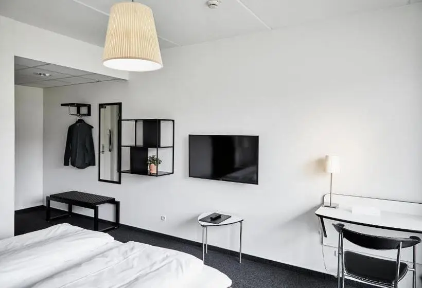 スタンダードトリプルルーム, Fjelsted Skov Hotel & Konference