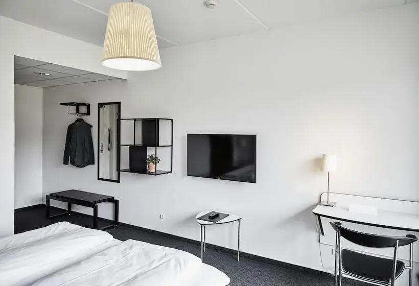 スタンダード４人部屋, Fjelsted Skov Hotel & Konference