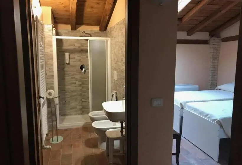 スーペリアールーム, Agriturismo Podere Casino