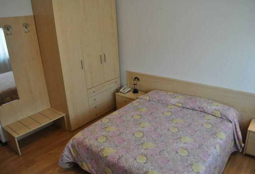 스탠다드 룸, Piol