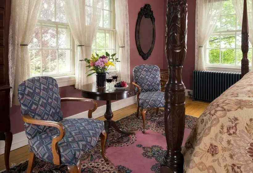 キングサイズベッドのデラックスルーム, Yale Manor B&b & Yurt Glamping