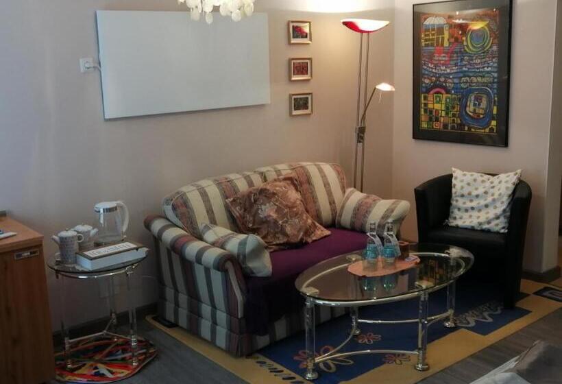 Полулюкс, Landhaus Gritschacher