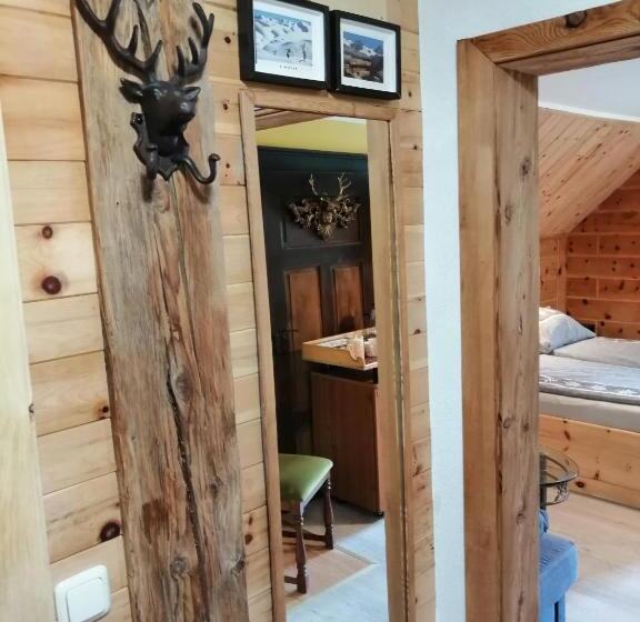 Полулюкс, Landhaus Gritschacher