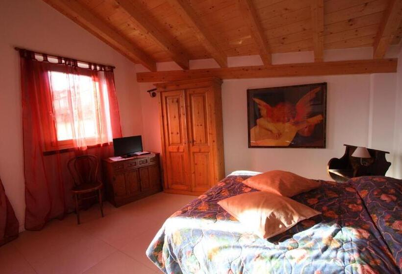 חדר סטנדרט לשלושה, B&b Le Tre Chiavi