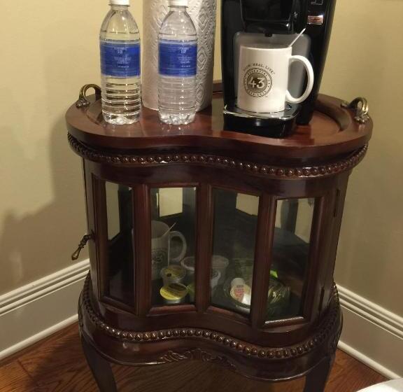 جناح ديلوكس, Louisiana Cajun Mansion