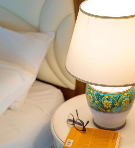 غرفة سوبيريور سرير كينج, Dimora Morello