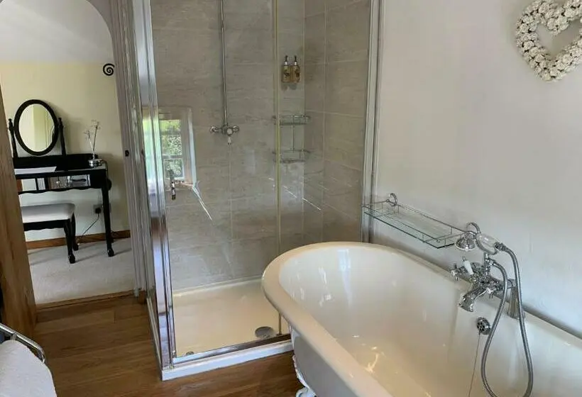 Chambre Standard Lit King Size, Fernside Bed And Breakfast