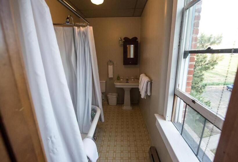 غرفة قياسية, Balch