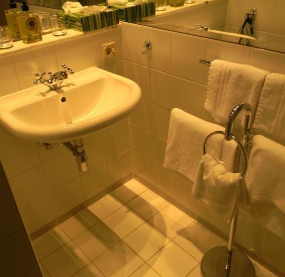 Номер Стандарт, Burg Bernstein