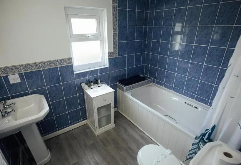 Standard-huone King-vuode, Castlemead Country House By The Sea