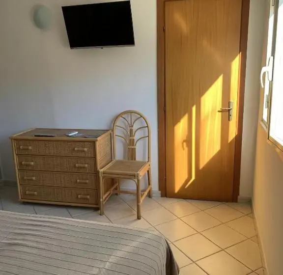 Triple Room Sea View, Il Triangolo
