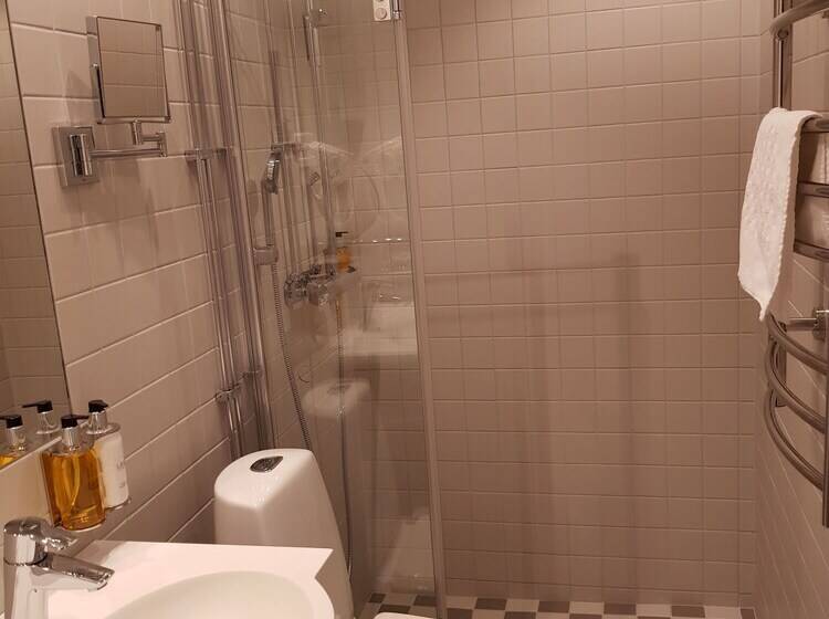 スーペリアールーム, L Furusund