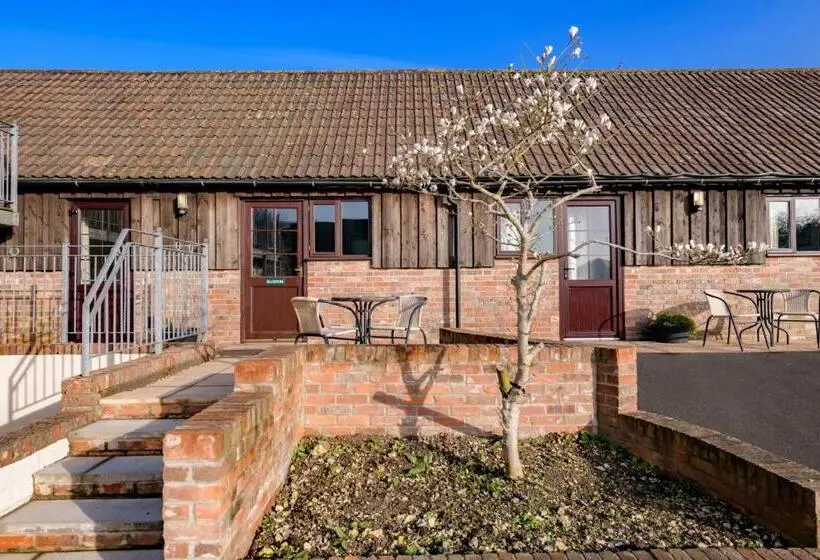 キャビン, Luccombe Farm Holiday Cottages