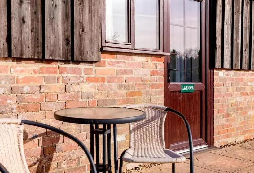 キャビン, Luccombe Farm Holiday Cottages