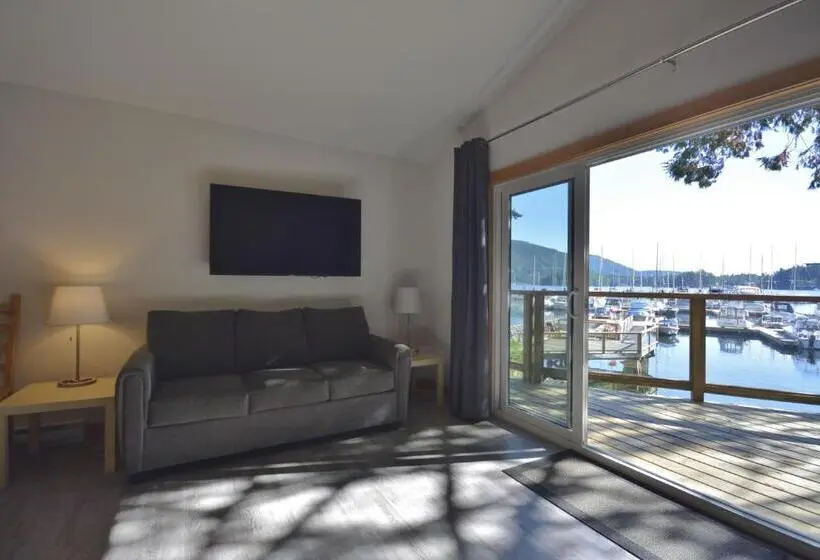 キャビン, Pender Harbour Resort & Marina