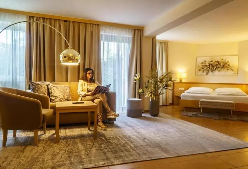 Superior Triple Room, Restaurant Gollner