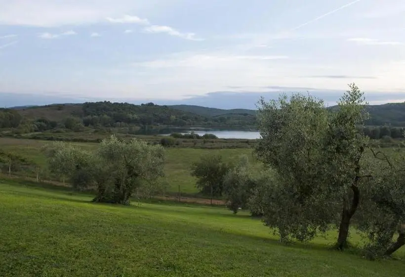 1 Bedroom Apartment Lake View, Tenuta La Tabaccaia