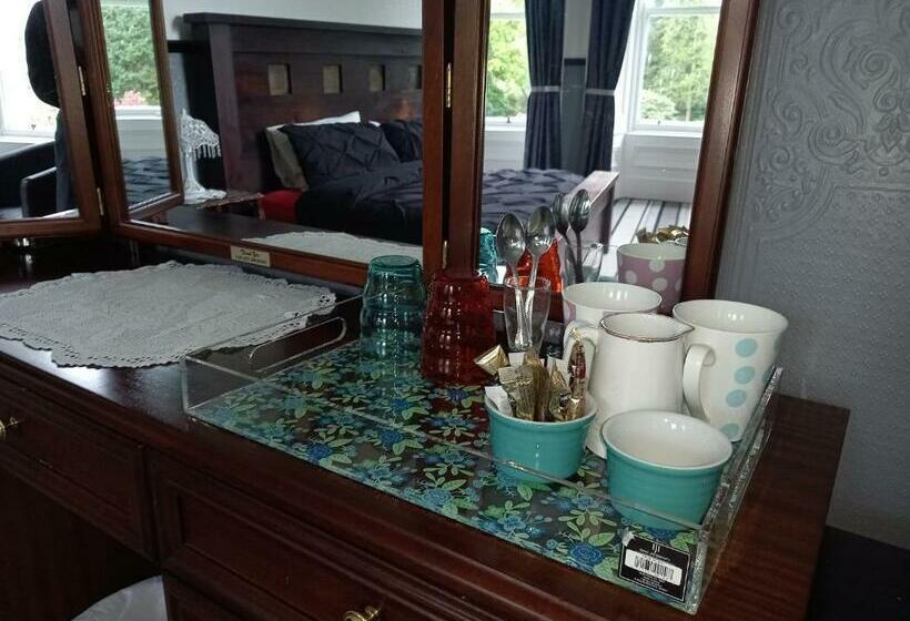 ガーデンビュースイート, Gardenvale Manor House B&b