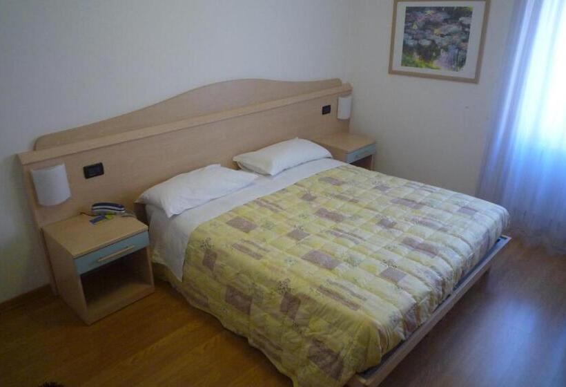 标准间, Piccolo Fiore