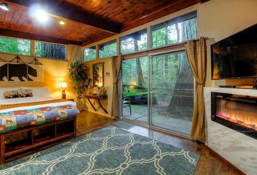 スタンダードバンガロー, Redwoods River Resort & Campground